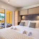 In With Swimming Pool 4* 반졸레