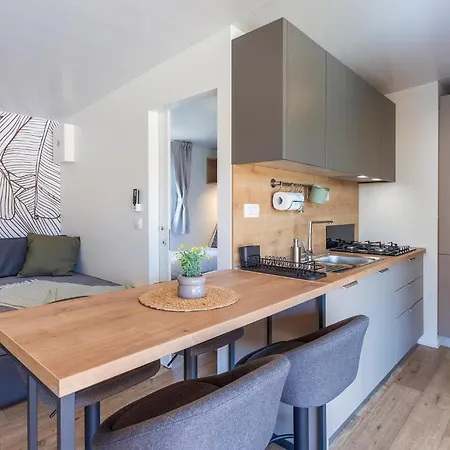 Кемпинг 2 Bedroom Amazing In 4*