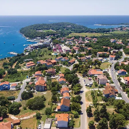 Кемпинг 2 Bedroom Amazing In 4*